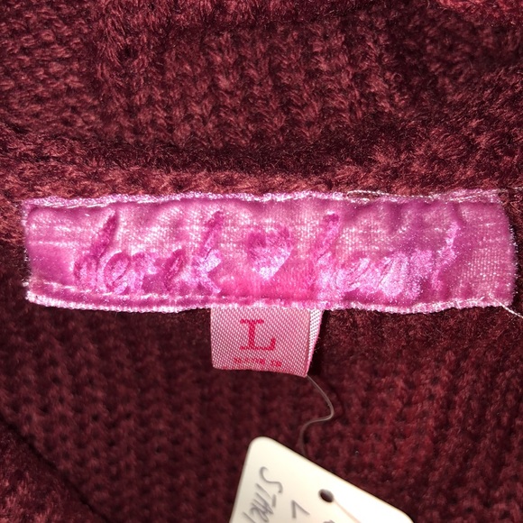 Derek Heart Maroon Sweater. L - Picture 5 of 6